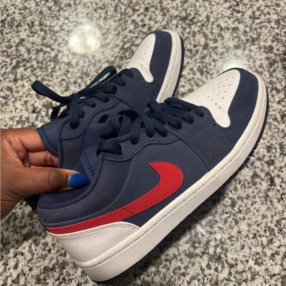 Jordan Sneakers Navy and Red - Picture 7 of 8